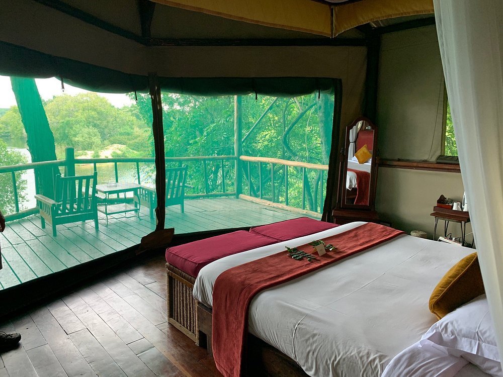 Tinswalo Siankaba December Promo - Image 10