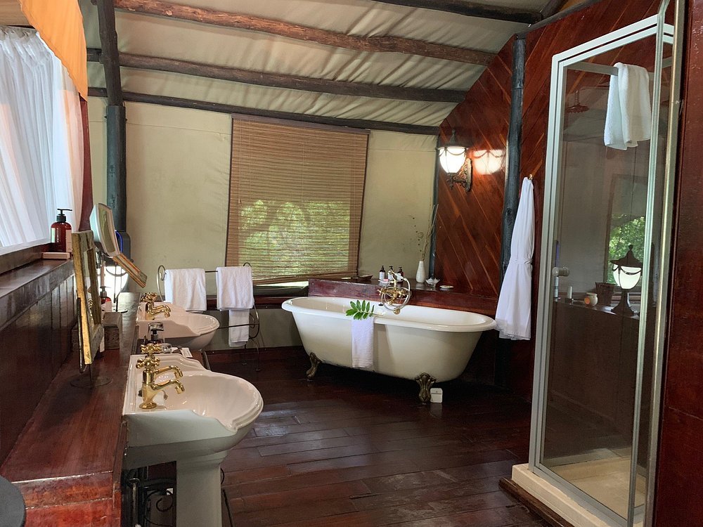 Tinswalo Siankaba December Promo - Image 9