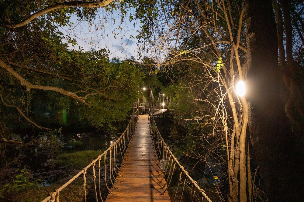 Tinswalo Siankaba December Promo